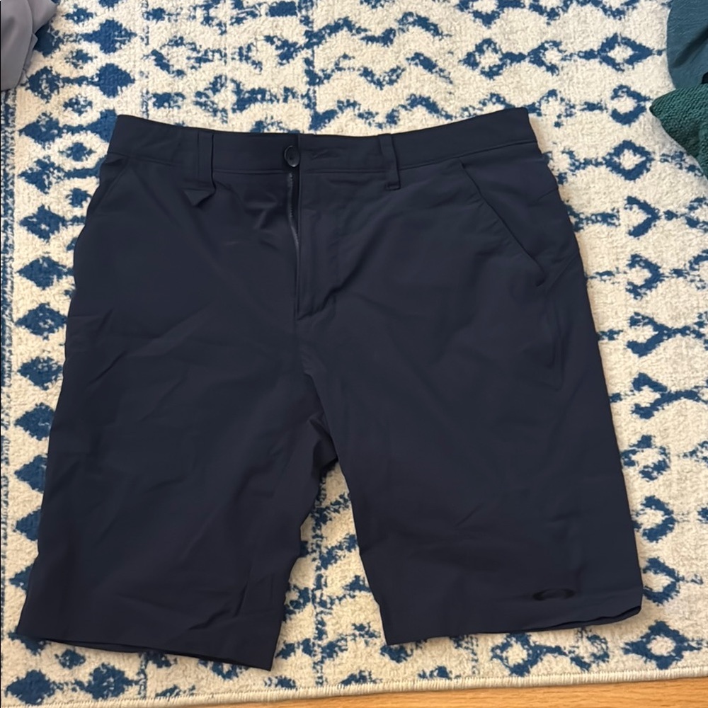 Oakley Men's Athletic Shorts - Black